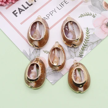 3ks Prírodné Duté Conch Shell Primárna Farba Prívesok pre ženské Šperky elektrolyticky pokrývajú Shell Prívesok DIY Náhrdelník Príslušenstvo